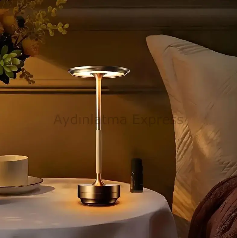 CT-8438 CATA Toronto Şarjlı Masa Lambası